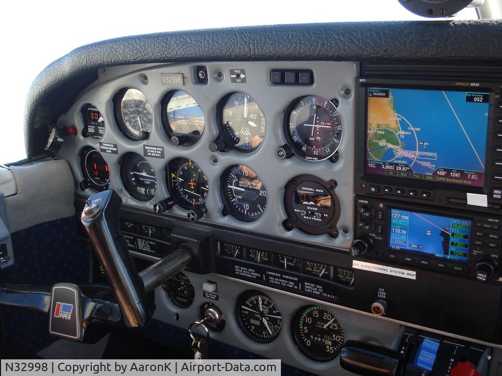 N32998, 1975 Piper PA-32-300 Cherokee Six C/N 32-7540079, Instrument Panel, VTF ILS into Monterey- KMRY