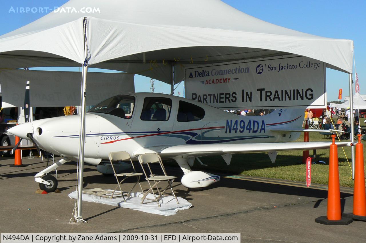 N494DA, 2007 Cirrus SR20 C/N 1840, At the 2009 Wings Over Houston Airshow
