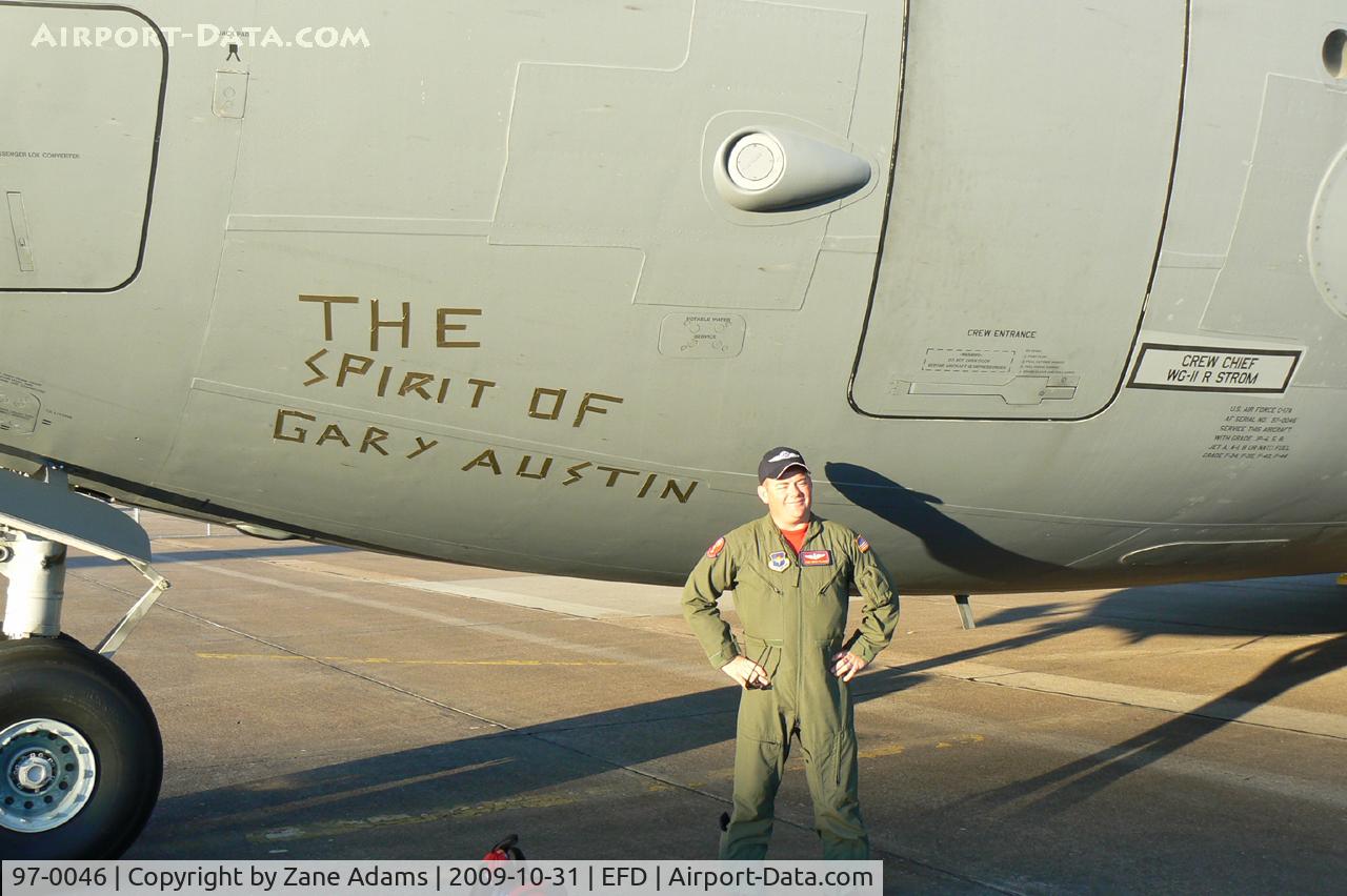 97-0046, 1997 Boeing C-17A Globemaster III C/N P-46, USAF C-17 at the 2009 Wings Over Houston Airshow - Temporary dedication to the late CAF maintainance chief GAry Austin.