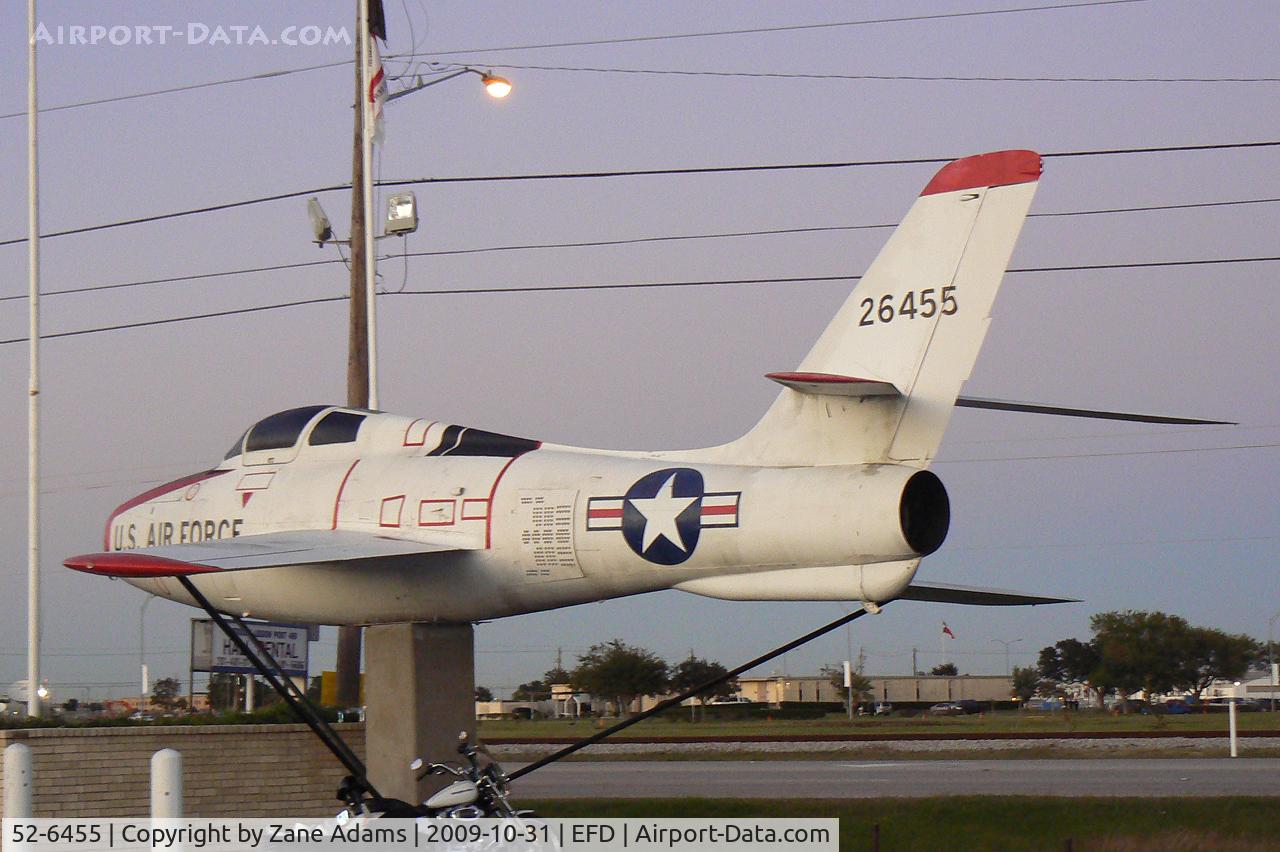 52-6455, 1952 Republic F-84F Thunderstreak C/N Not found 52-6455, On display at the Ellington VFW hall. (Across the road from Elllington Field)