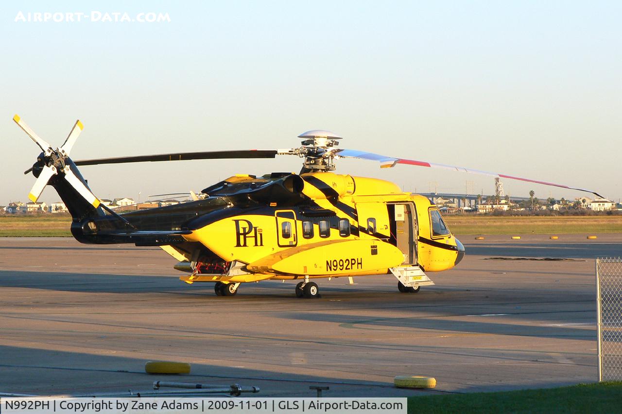 N992PH, 2007 Sikorsky S-92A C/N 920055, PHI Helicopters at Galveston