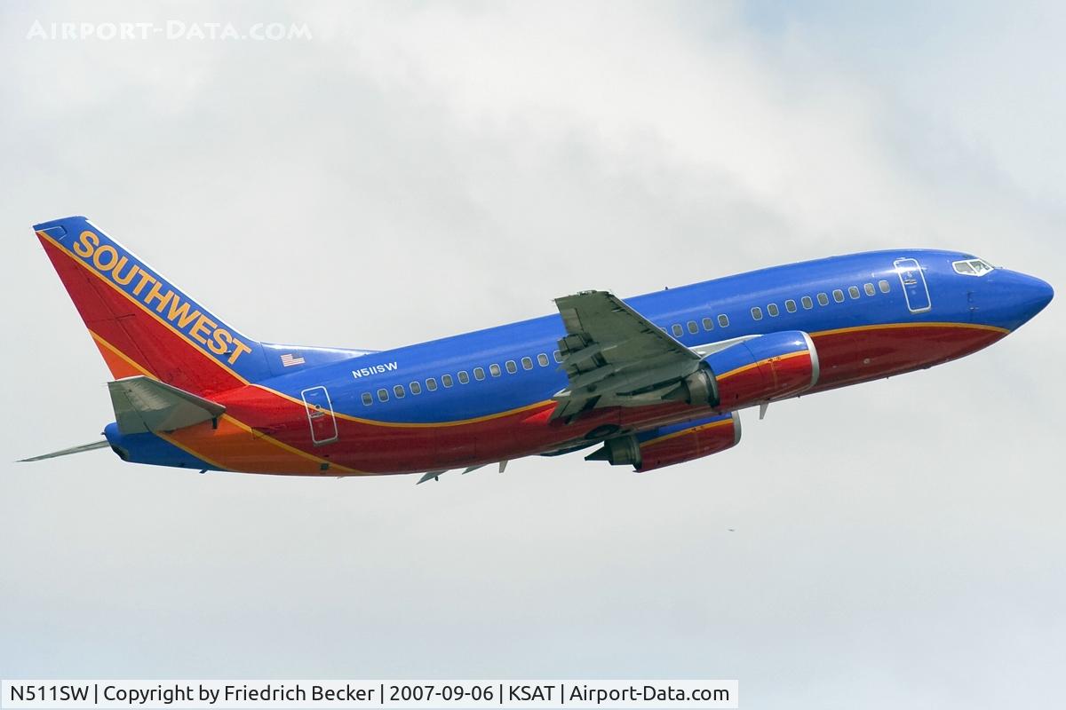 N511SW, 1991 Boeing 737-5H4 C/N 24188, departing KSAT