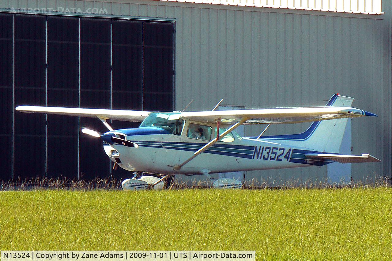 N13524, 1973 Cessna 172M C/N 17262820, At Huntsville Municipal, Texas