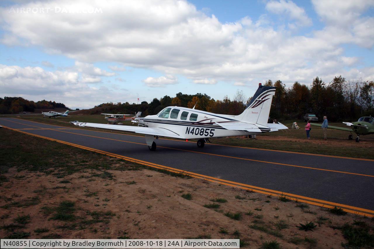 N40855, 2000 Raytheon Aircraft Company A36 Bonanza C/N E-3298, A great day to take pictures!