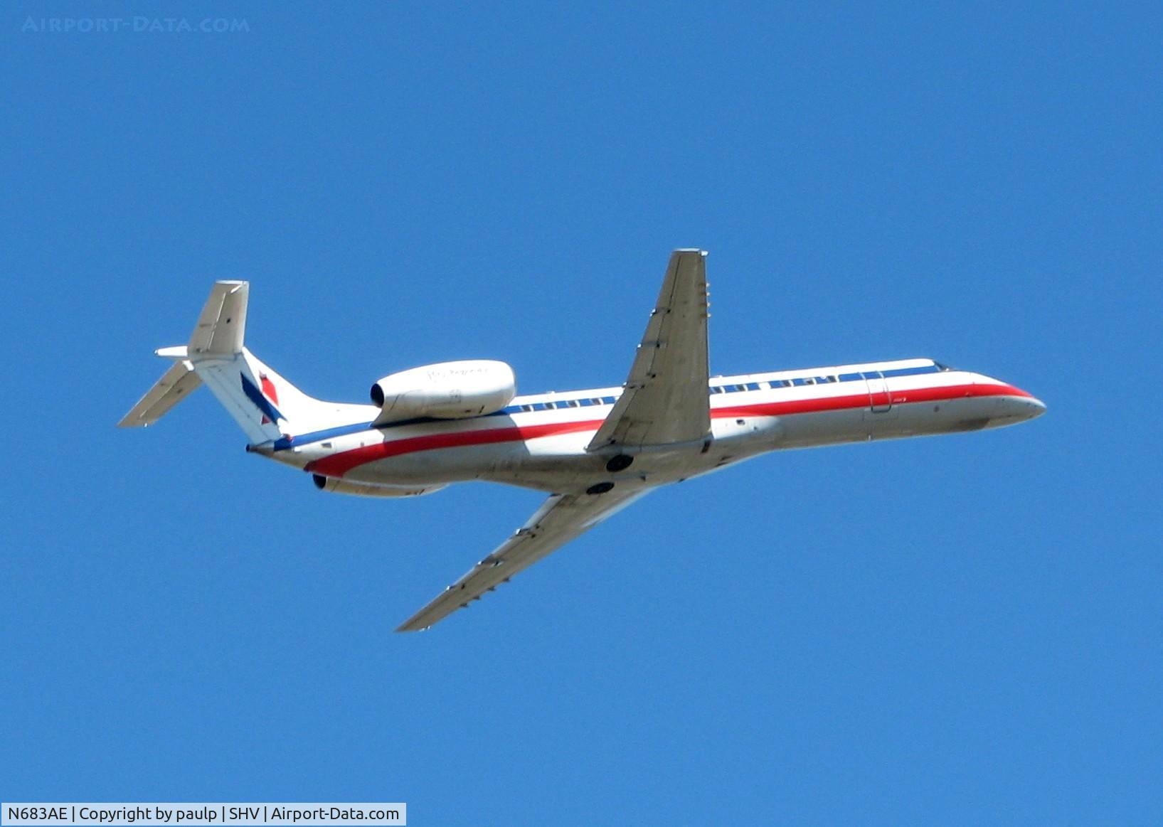 N683AE, 2004 Embraer ERJ-145LR (EMB-145LR) C/N 14500833, Off of runway 05 at Shreveport Regional.
