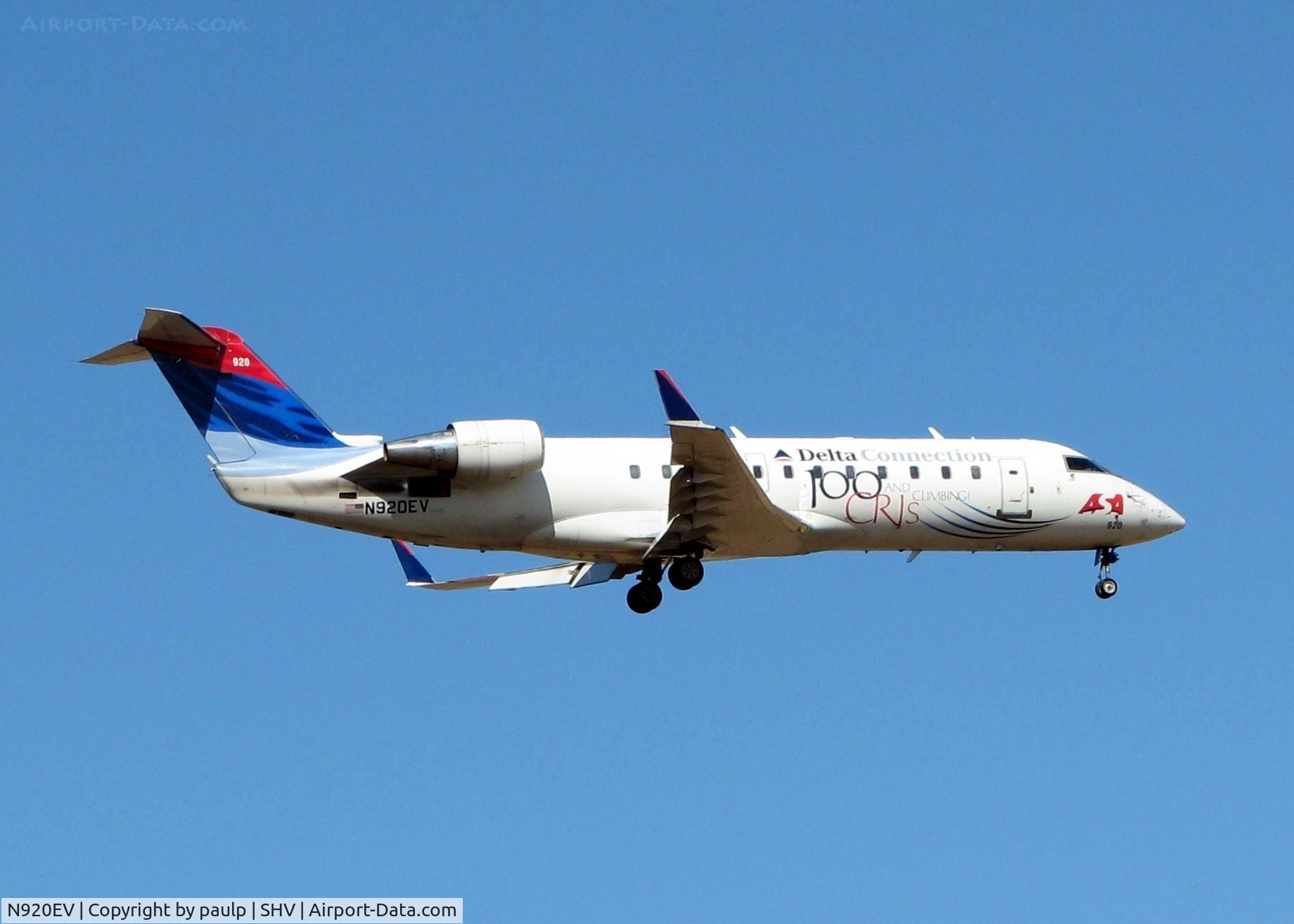 N920EV, 2003 Bombardier CRJ-200ER (CL-600-2B19) C/N 7810, Landing on runway 05 at Shreveport Regional. I guess this is the 100th CRJ for the airline?