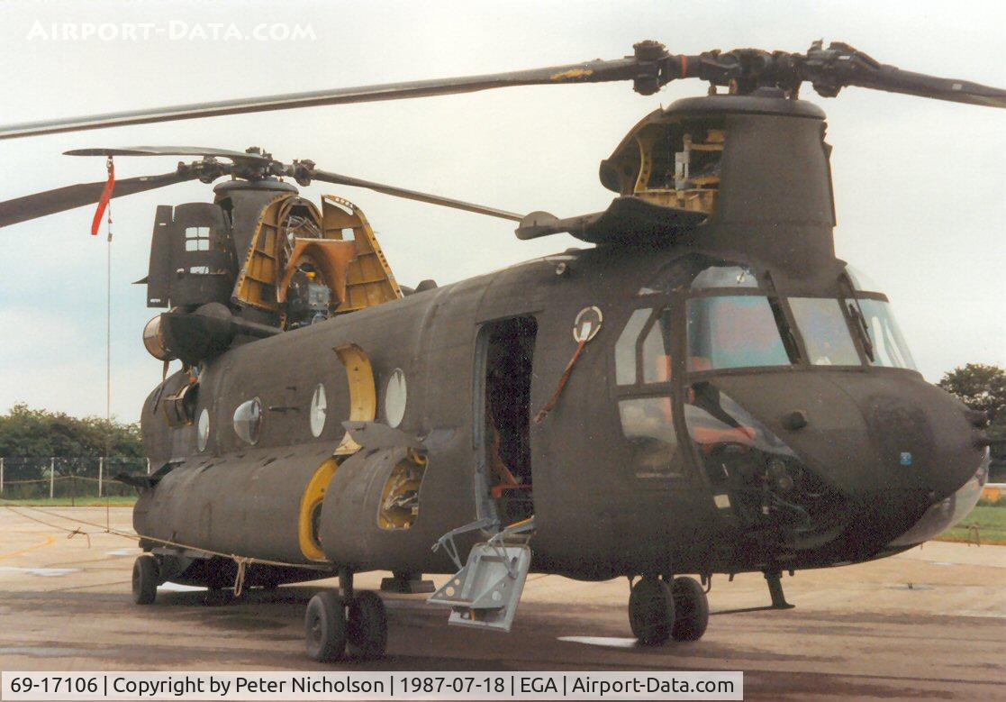 69-17106, 1969 Boeing Vertol CH-47C Chinook C/N B.621, CH-47C Chinook of the US Army's 205th Aviation Company on display at the 1987 Intnl Air Tattoo at RAF Fairford.