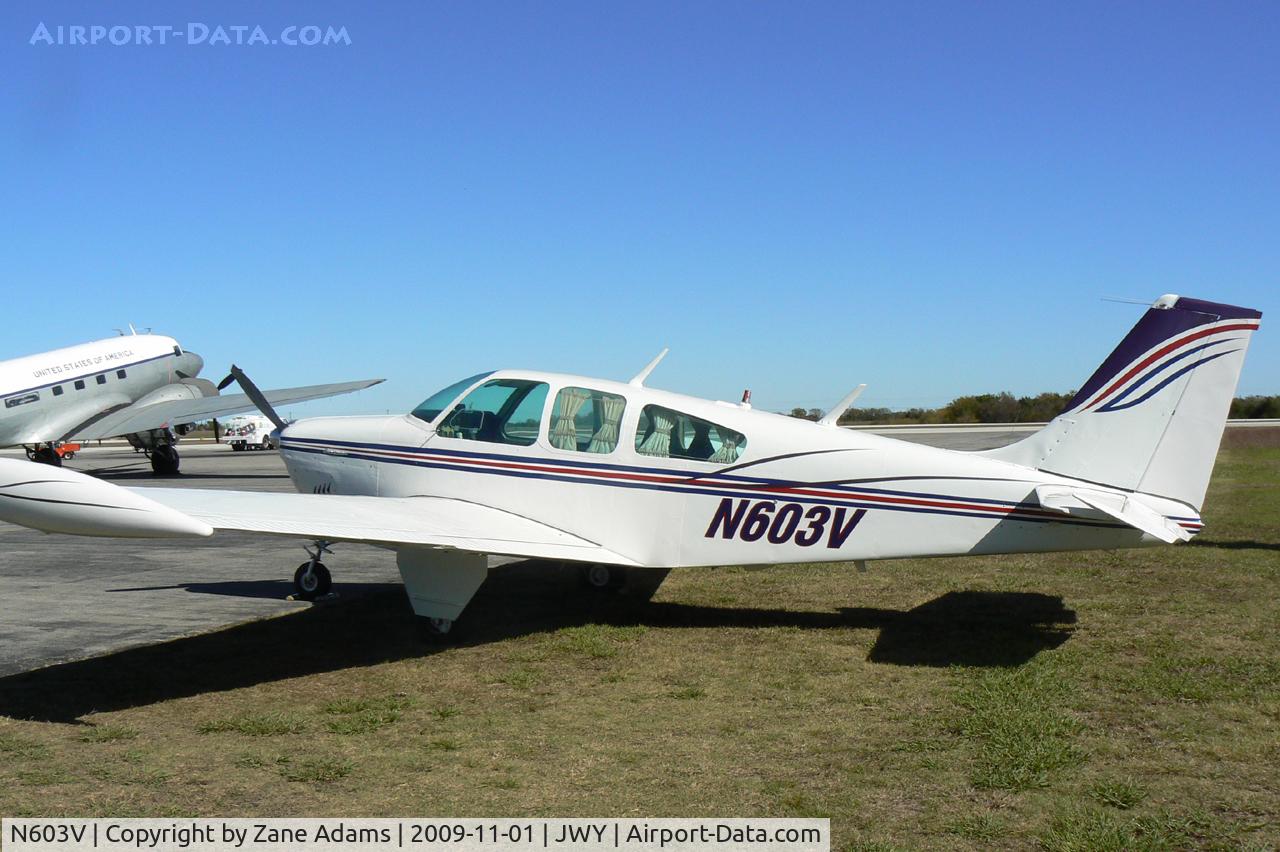 N603V, 1960 Beech 35-33 Debonair C/N CD-122, At Midway Airport (Midlothian, TX)