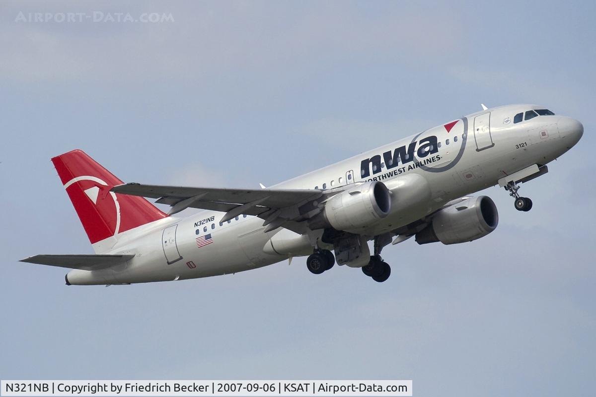 N321NB, 2001 Airbus A319-114 C/N 1414, climb out of San Antonio