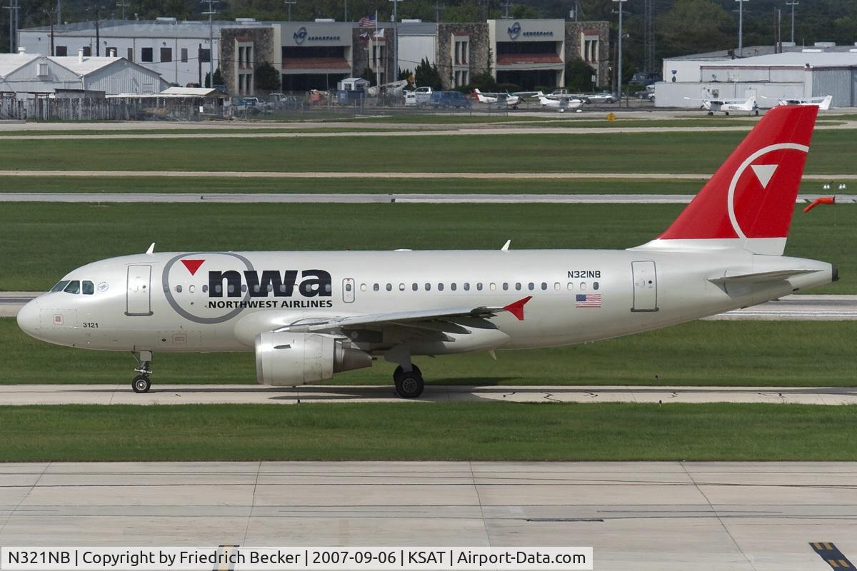 N321NB, 2001 Airbus A319-114 C/N 1414, taxying to the active