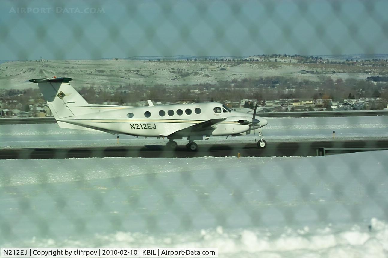 N212EJ, 1981 Beech 200 C/N BB-898, Beech King Air 200