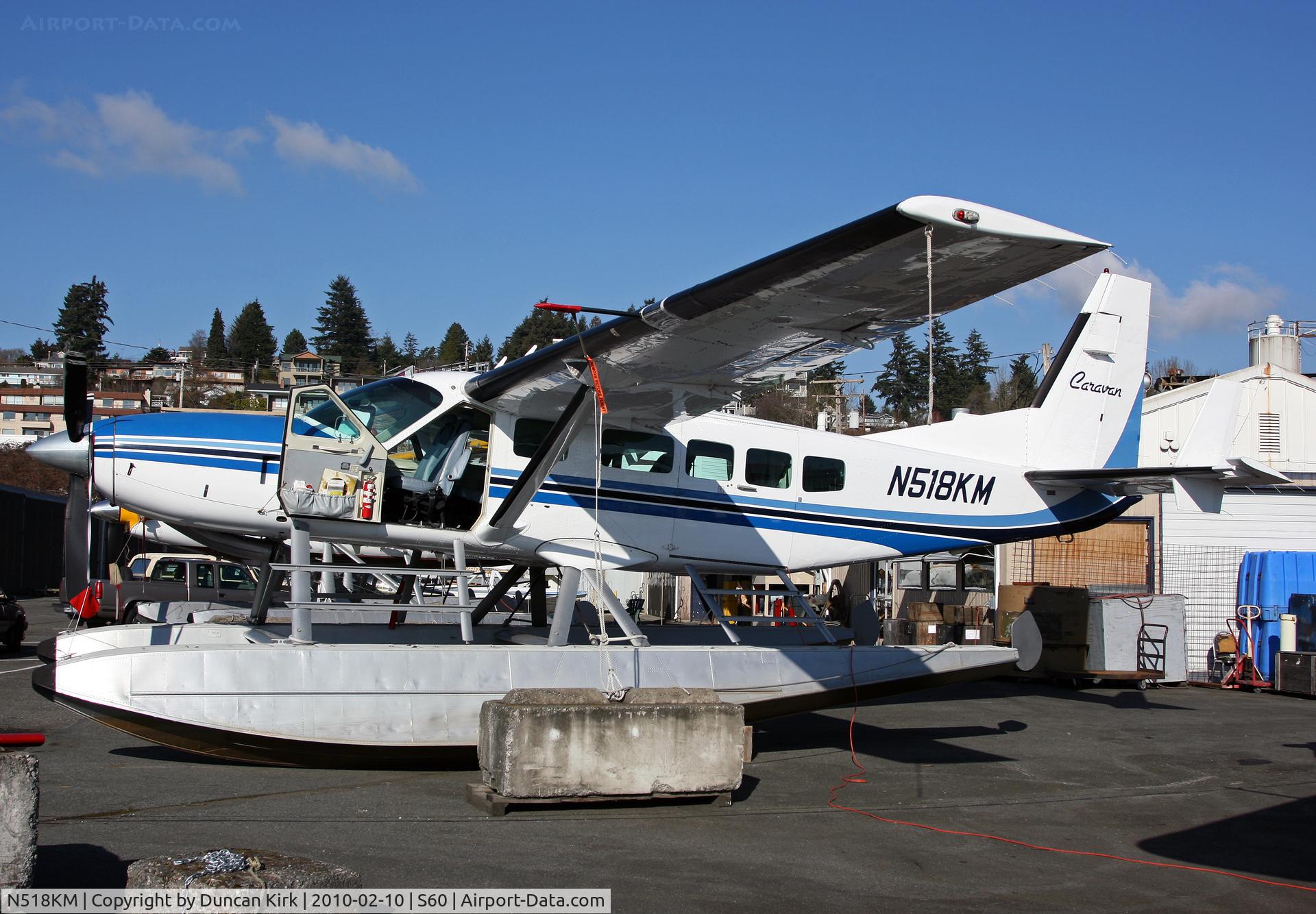 N518KM, Cessna 208 Caravan I C/N 208-00279, Sunny winter day out of the water