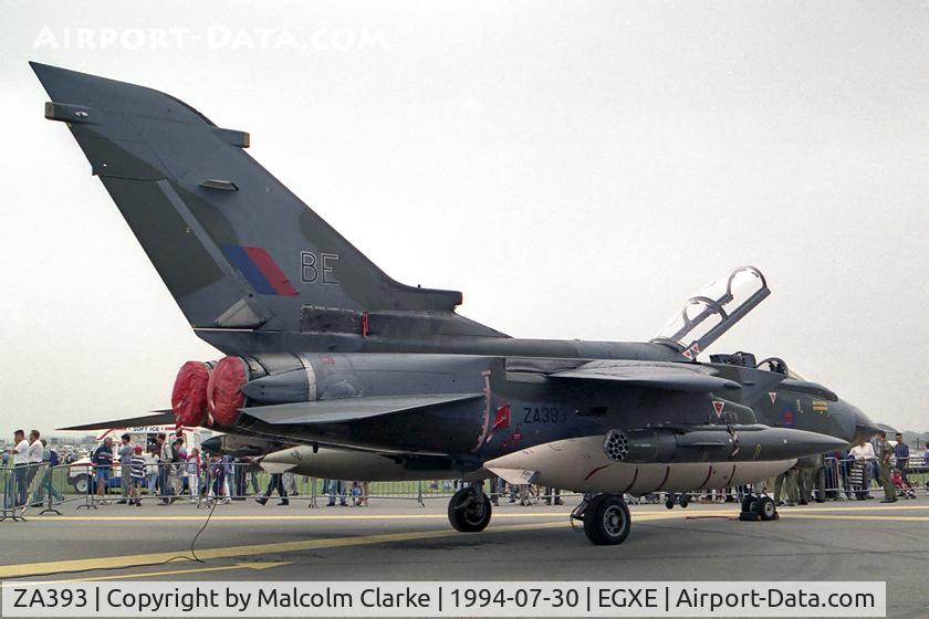 ZA393, 1982 Panavia Tornado GR.1 C/N 188/BS060/3092, Panavia Tornado GR1 at RAF Leeming in 1994.