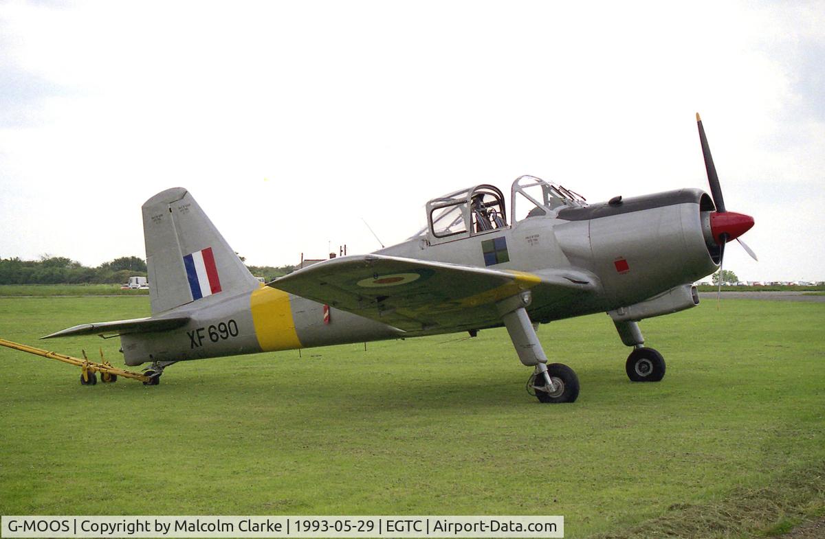 G-MOOS, 1955 Percival P-56 Provost T.1 C/N PAC/F/335, Percival P-56 Provost T1. Cranfield Airfield May 1993.
