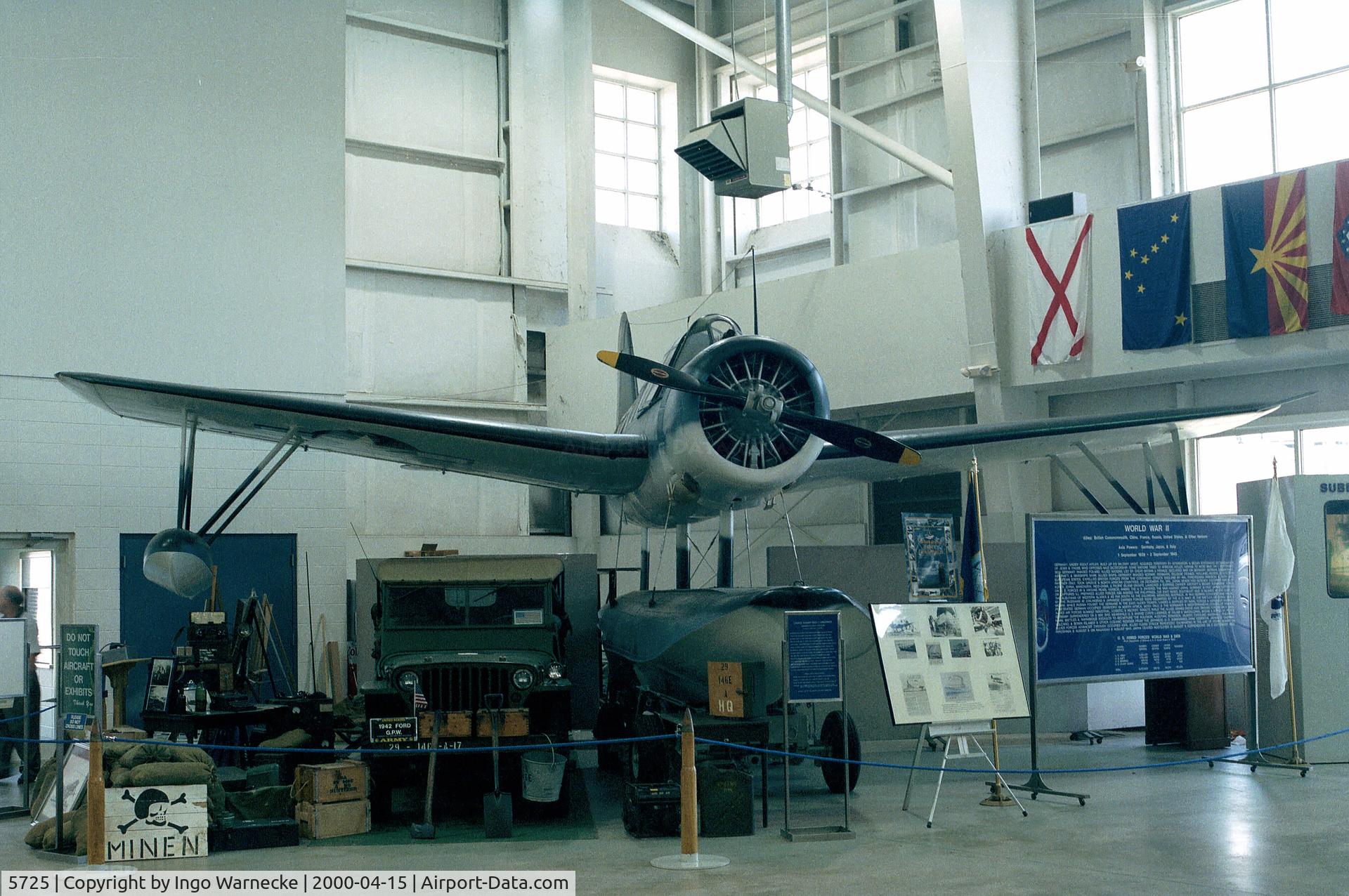 5725, 1942 Vought OS2U-3 Kingfisher C/N CV59250, Vought OS2U-3 Kingfisher of the USN at the Battleship Memorial Park, Mobile AL