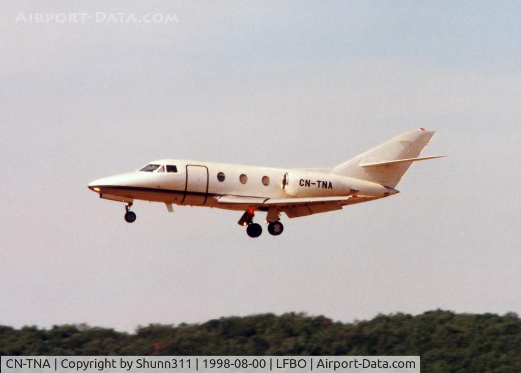 CN-TNA, Dassault Falcon 100 C/N 212, Landing rwy 15L