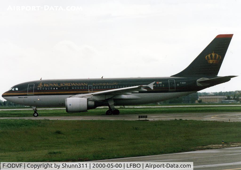 F-ODVF, 1987 Airbus A310-304F C/N 445, Taxiing holding point rwy 33R for departure... Hajj flight...