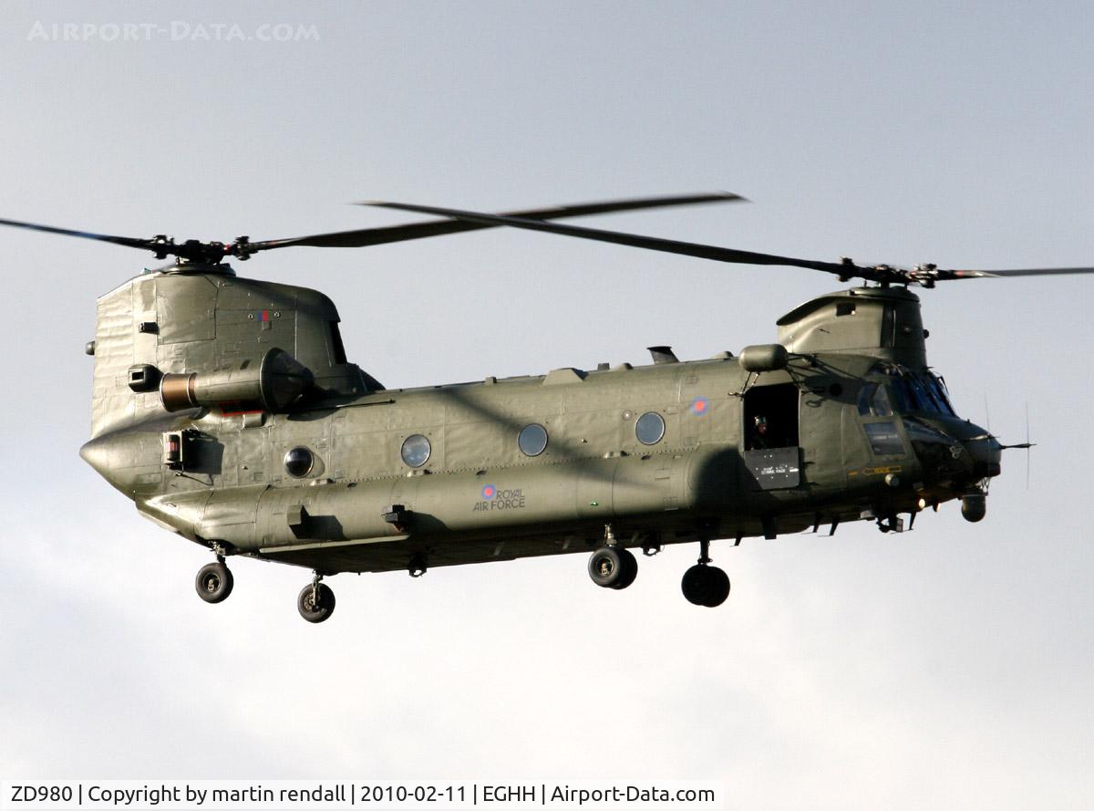 ZD980, 1985 Boeing Vertol Chinook HC.2 C/N MA-037/B-872/M-7027, CHINOOK
