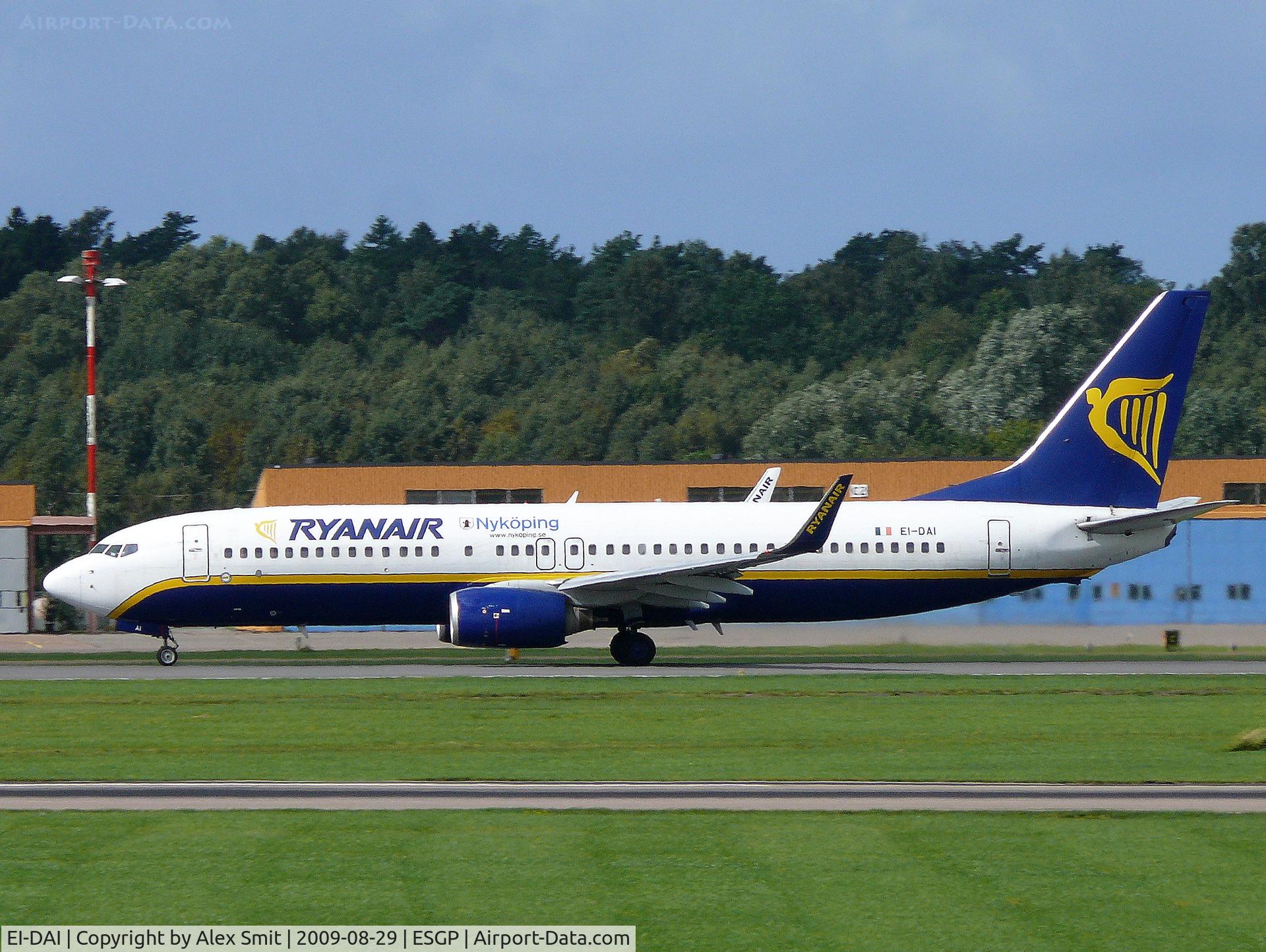 EI-DAI, 2003 Boeing 737-8AS C/N 33547, Boeing B737-8AS EI-DAI Ryanair with Nyköping titles