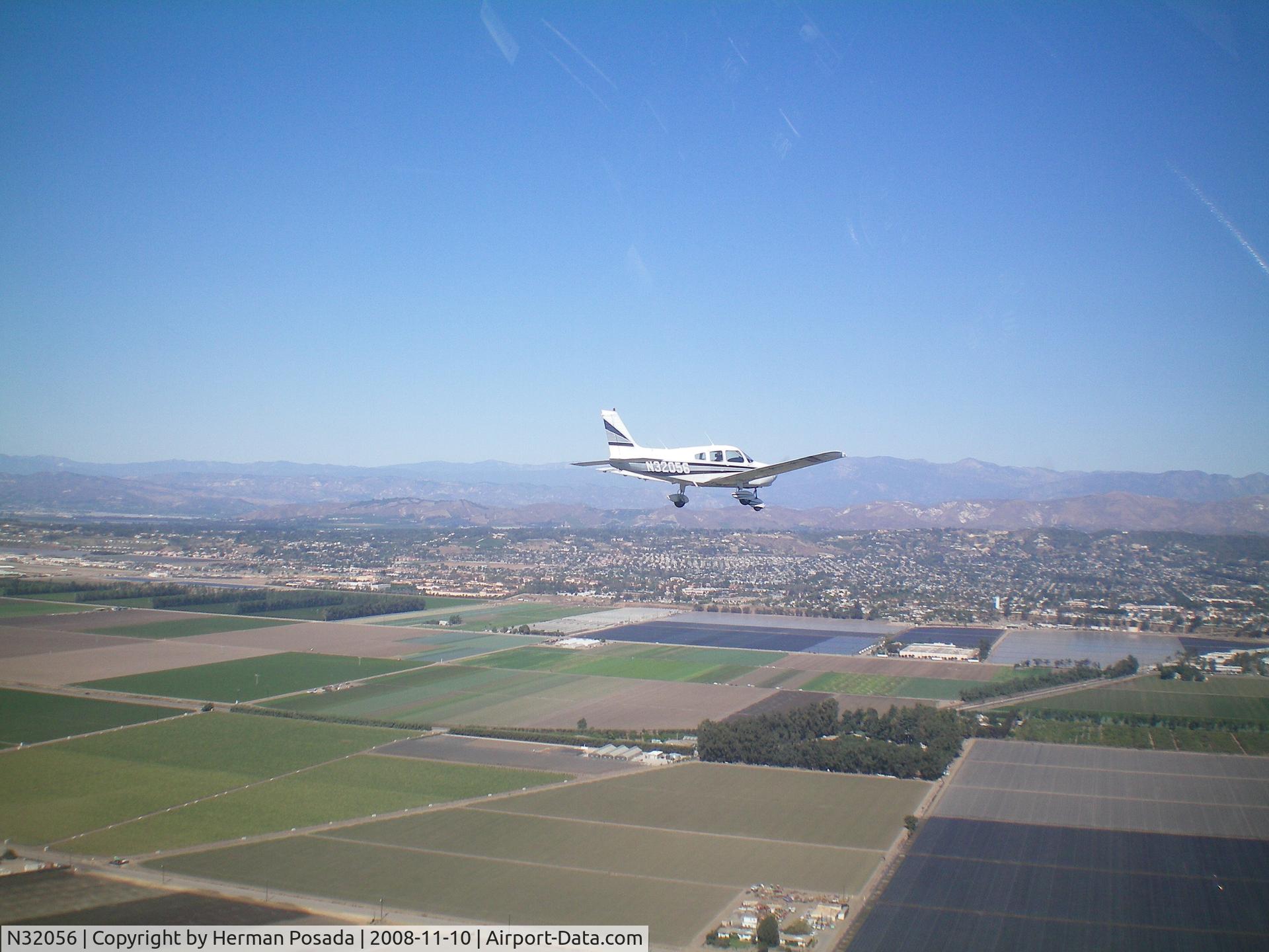 N32056, 1974 Piper PA-28-151 Cherokee Warrior C/N 28-7515056, Piper Warrior in flight