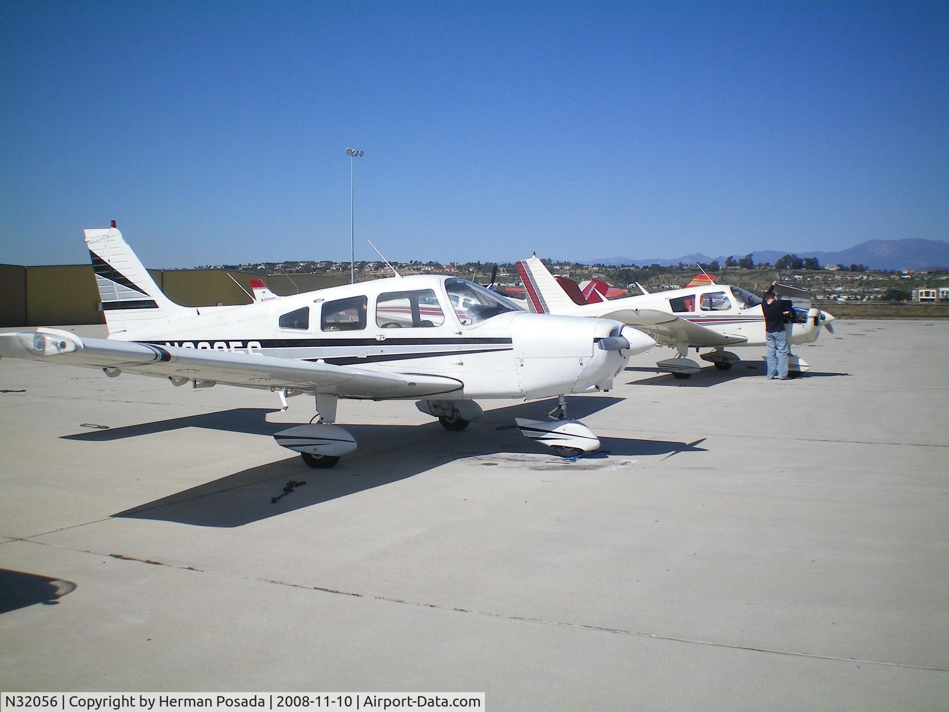 N32056, 1974 Piper PA-28-151 Cherokee Warrior C/N 28-7515056, Piper warrior at CMA