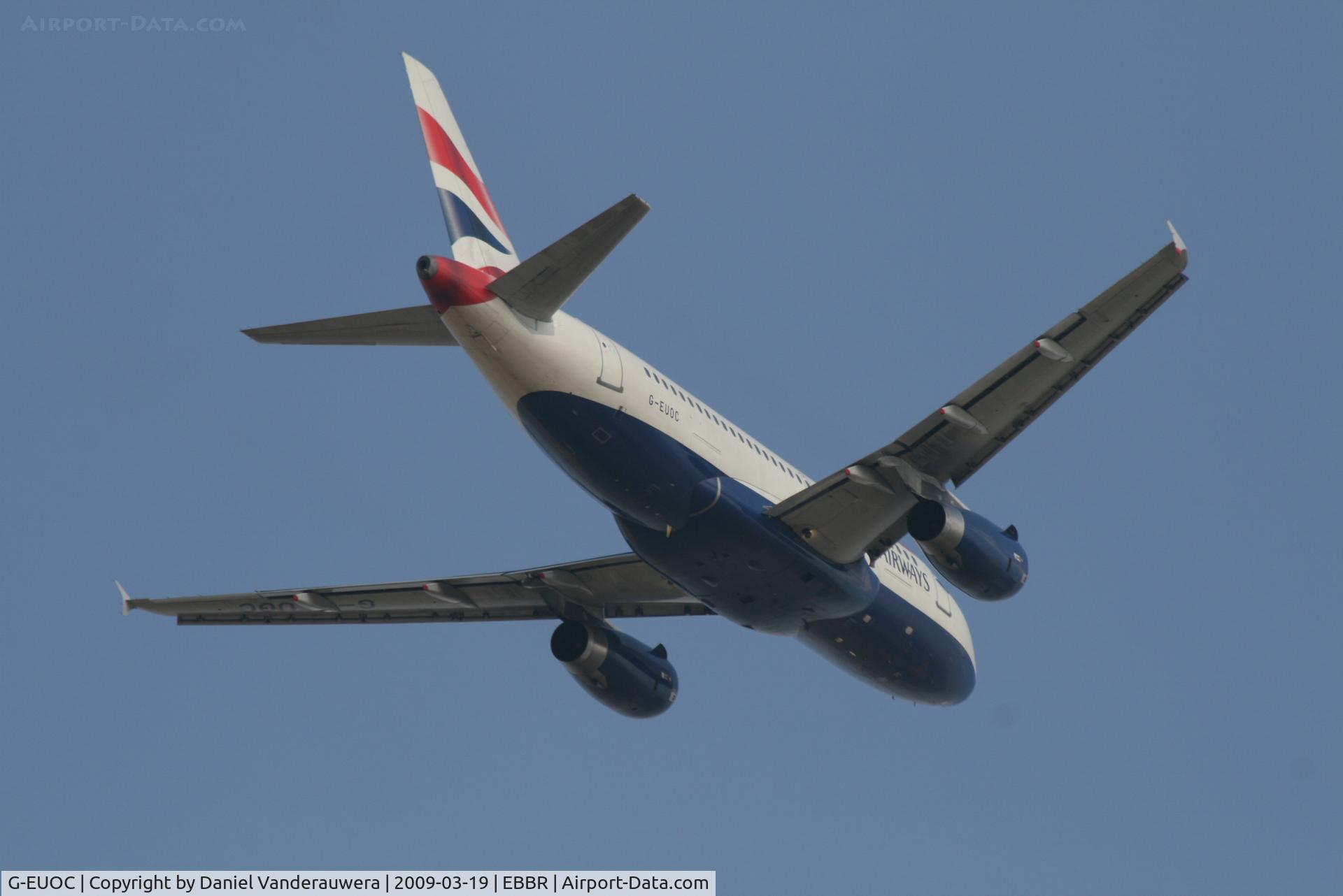 G-EUOC, 2001 Airbus A319-131 C/N 1537, Flight BA393 is taking off from RWY 07R
