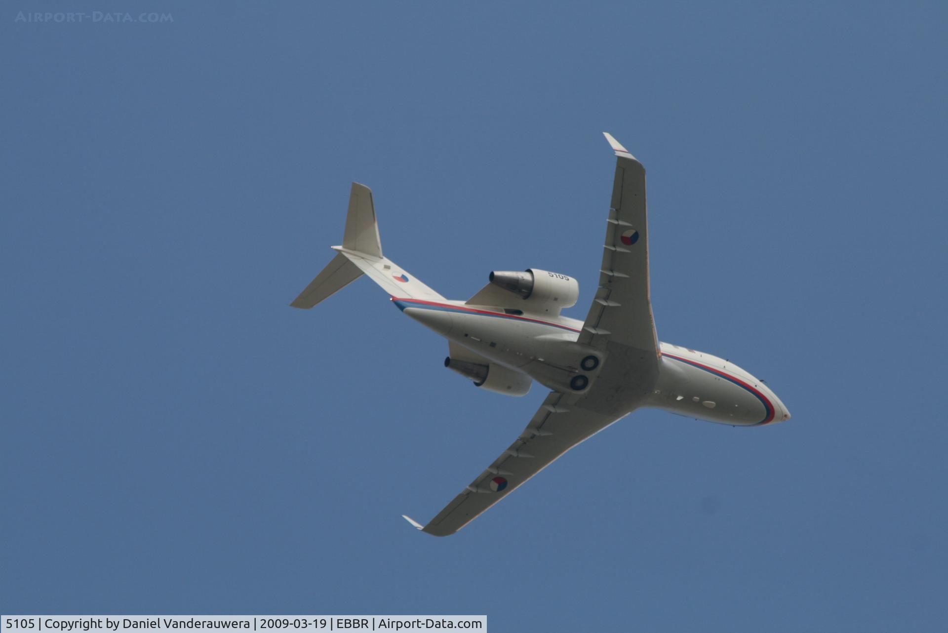 5105, 1999 Bombardier Challenger 601-3A (CL-600-2B16) C/N 5105, Taking off from RWY 07R
