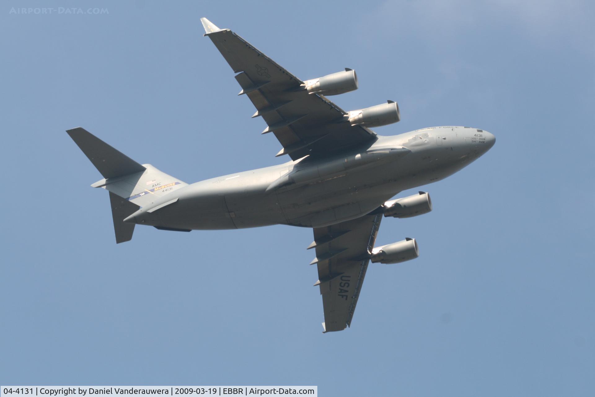 04-4131, 2004 Boeing C-17A Globemaster III C/N P-131, Taking off from RWY 07R