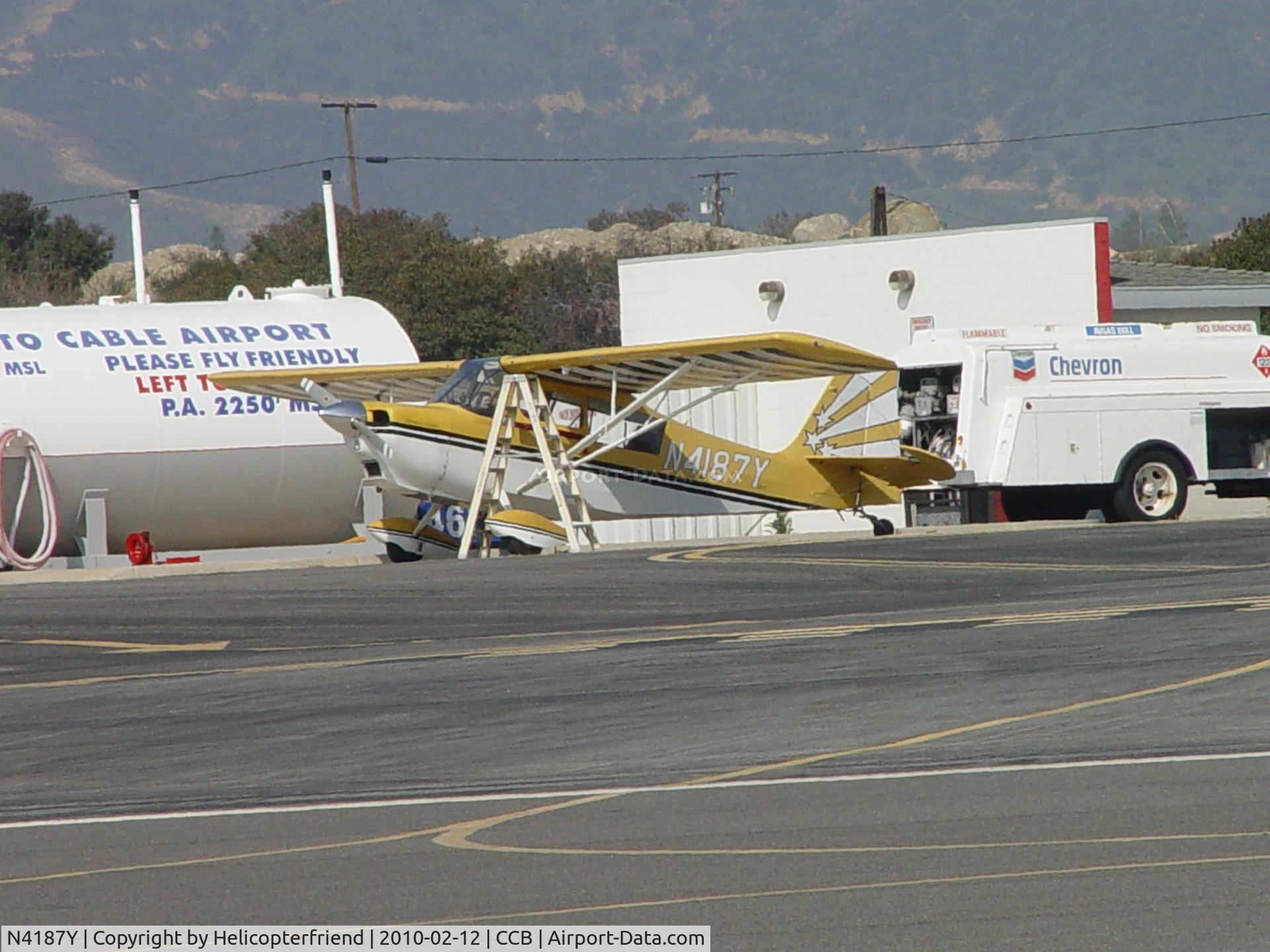 N4187Y, 1977 Bellanca 8KCAB Super Decathlon Decathlon C/N 289-77, Fueling up before take off