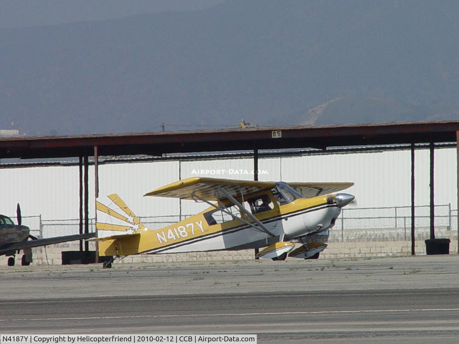 N4187Y, 1977 Bellanca 8KCAB Super Decathlon Decathlon C/N 289-77, Taxiing to take off