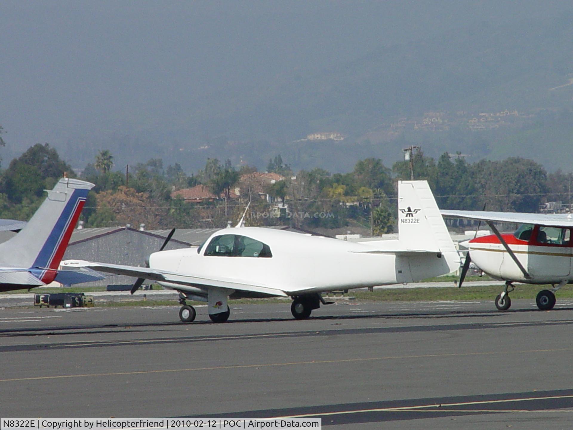 N8322E, 1959 Mooney M20A C/N 1500, Parked in transient parking
