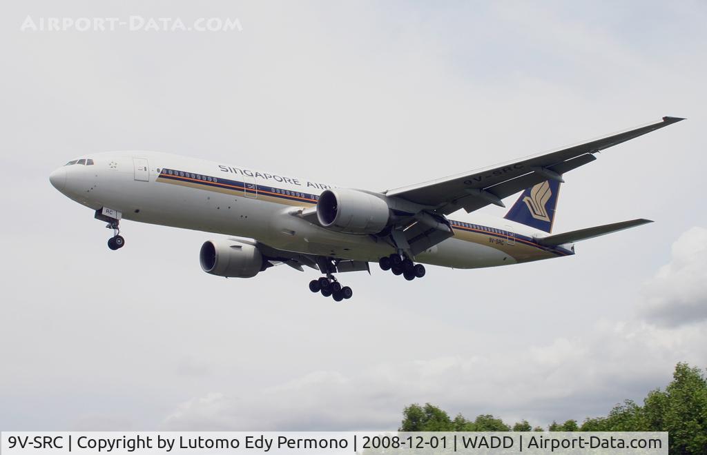 9V-SRC, 1998 Boeing 777-212/ER C/N 28998, Singapore Airlines