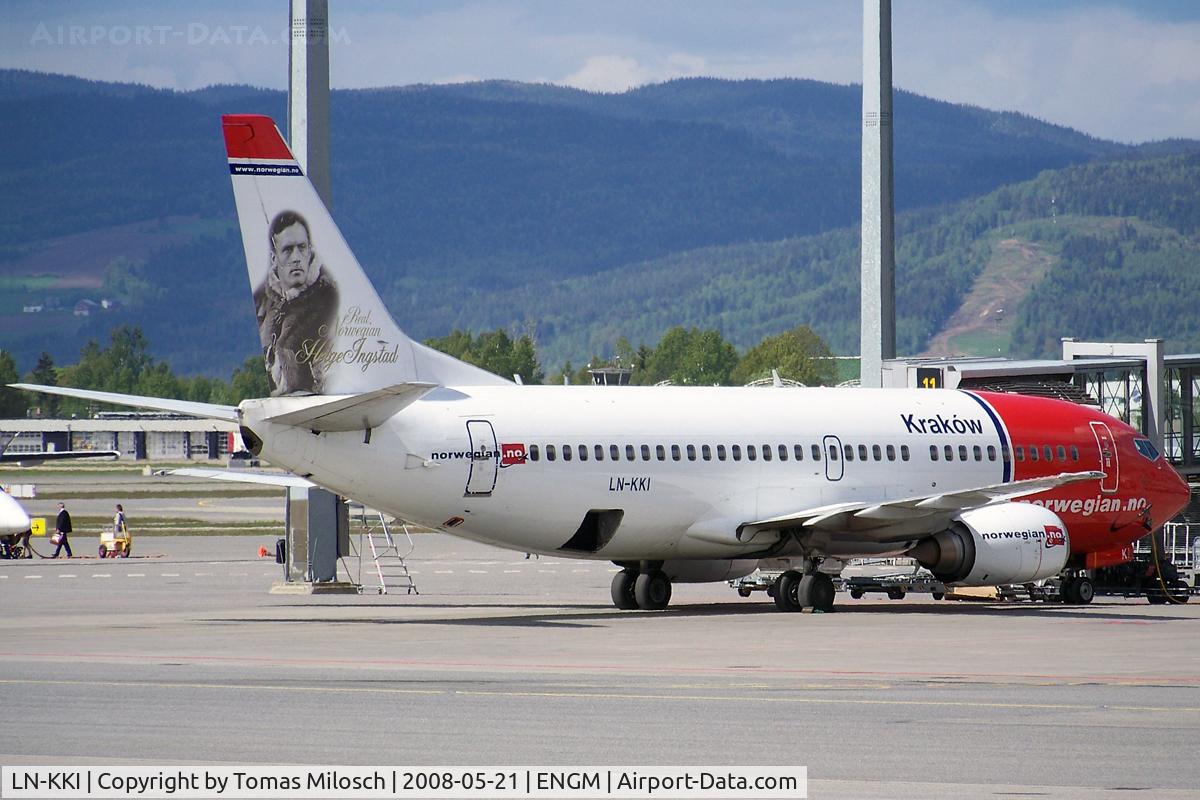 LN-KKI, 1990 Boeing 737-3K2 C/N 24329, 