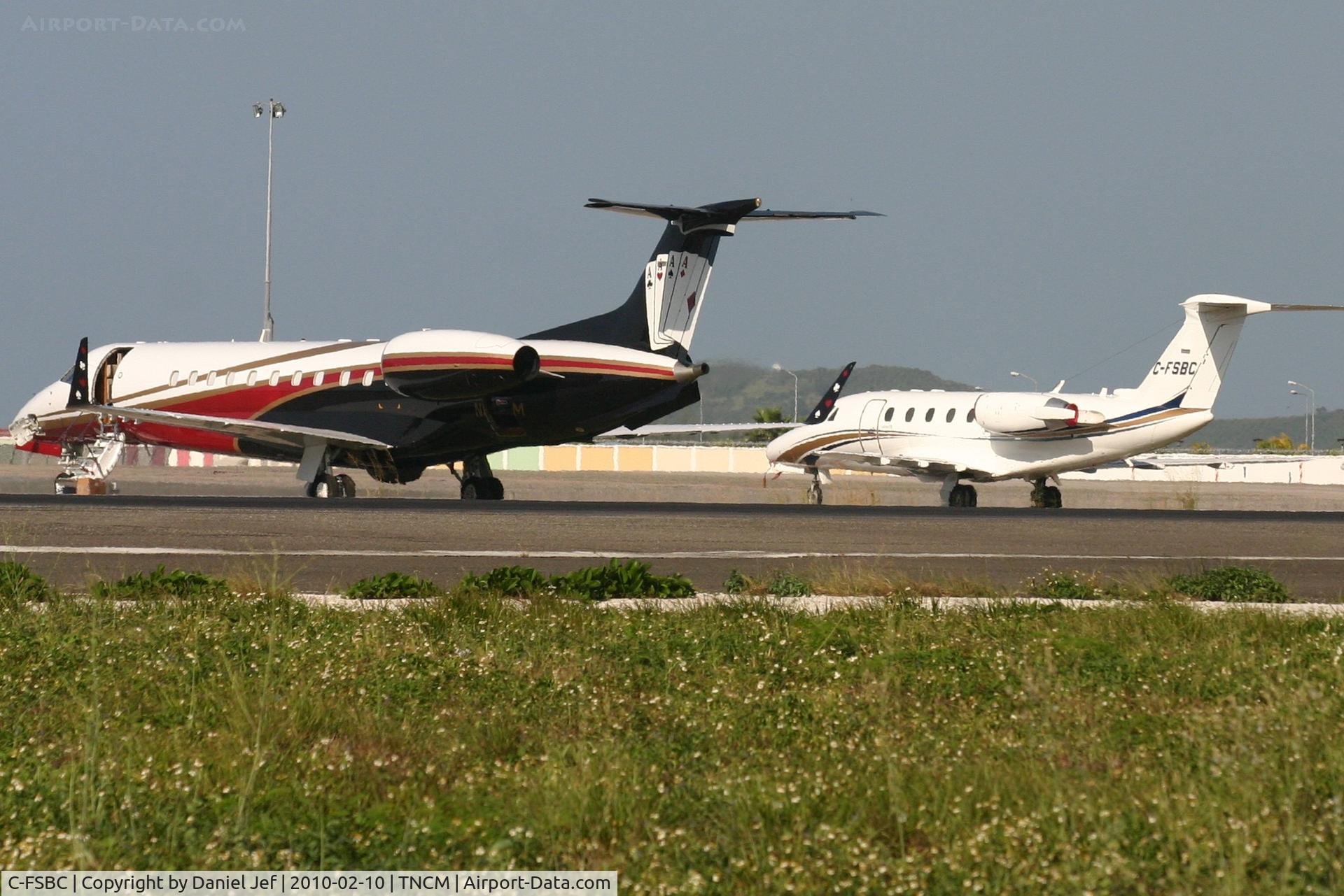 C-FSBC, 1998 Cessna 650 Citation VII C/N 650-7092, C-FSBC park on the main ramp at TNCM