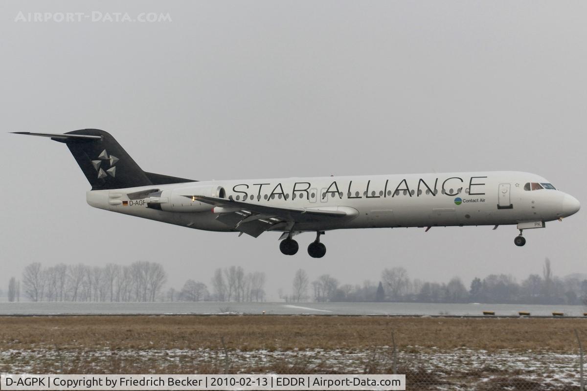 D-AGPK, 1990 Fokker 100 (F-28-0100) C/N 11313, about to touchdown