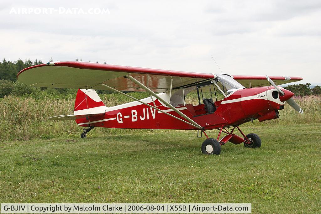 G-BJIV, 1965 Piper PA-18-150 Super Cub C/N 18-8262, Piper PA-18-150(180M) Super Cub at Sutton Bank, N Yorks in 2006.