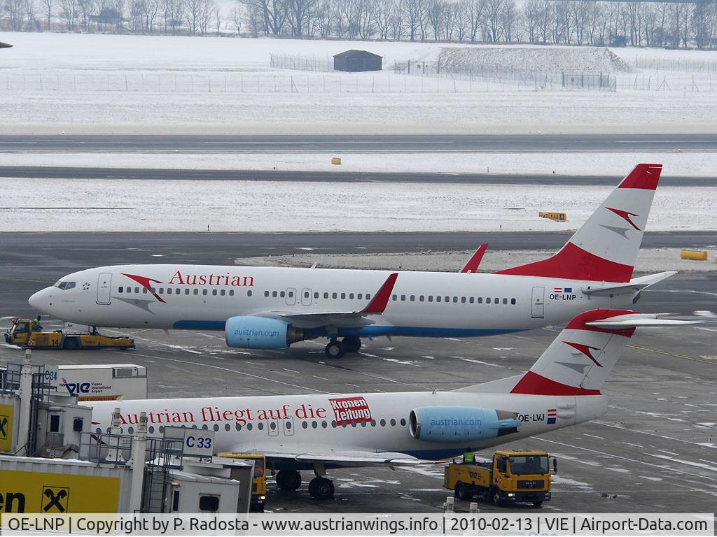 OE-LNP, 2002 Boeing 737-8Z9 C/N 30420, Returned from NWI on 12th of February with OS colors