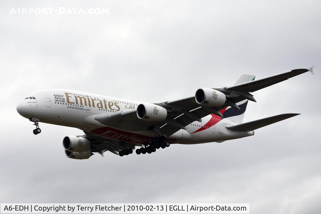 A6-EDH, 2009 Airbus A380-861 C/N 025, Emirates A380 wears ' 6000th Airbus ' titles - arriving at Heathrow