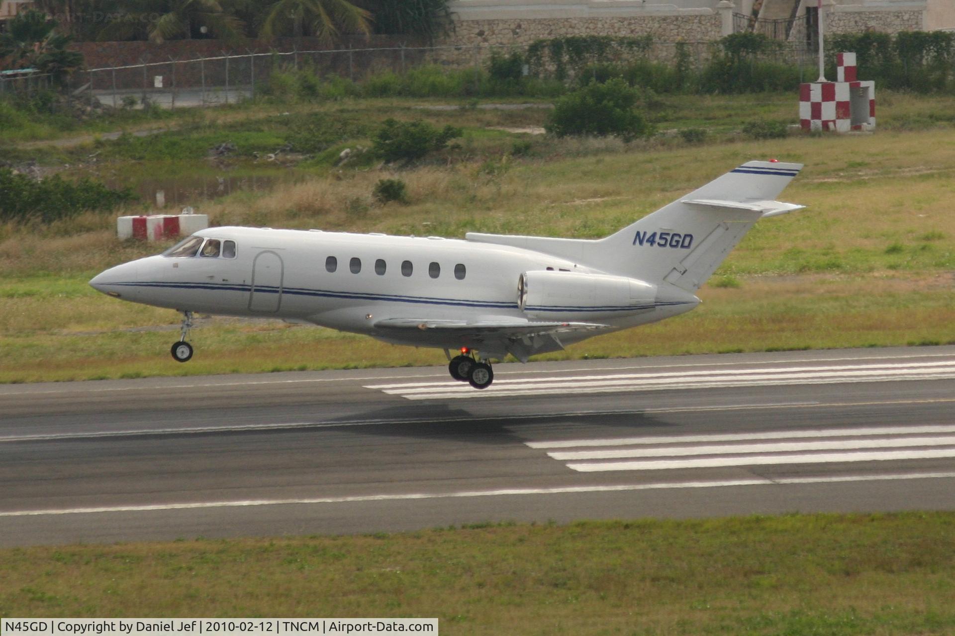 N45GD, British Aerospace BAe.125 Series 800A C/N 258142, N45GD landing at TNCM