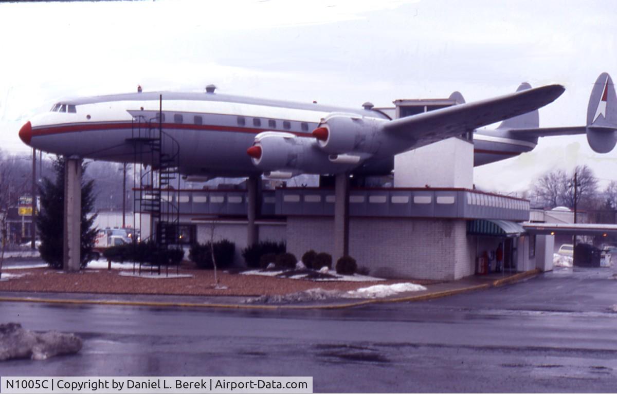 N1005C, 1955 Lockheed L-1049E/01 Super Constellation C/N 4557, Back in the 1980s, this former Capitol and Cubana Super Connie sat atop a restaurant off U.S. Rte. 1 in Penndel, PA.