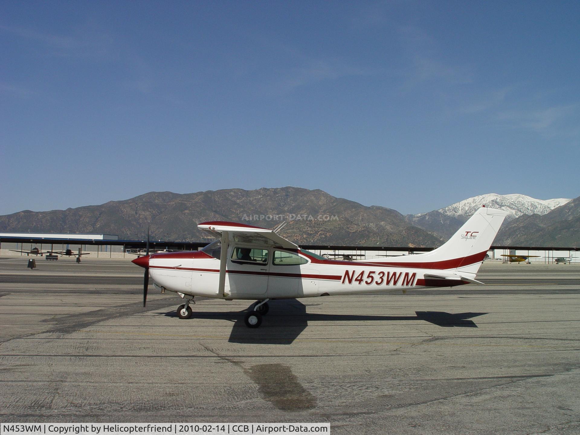 N453WM, 1978 Cessna TR182 Turbo Skylane RG C/N R18200828, Taxiing westbound