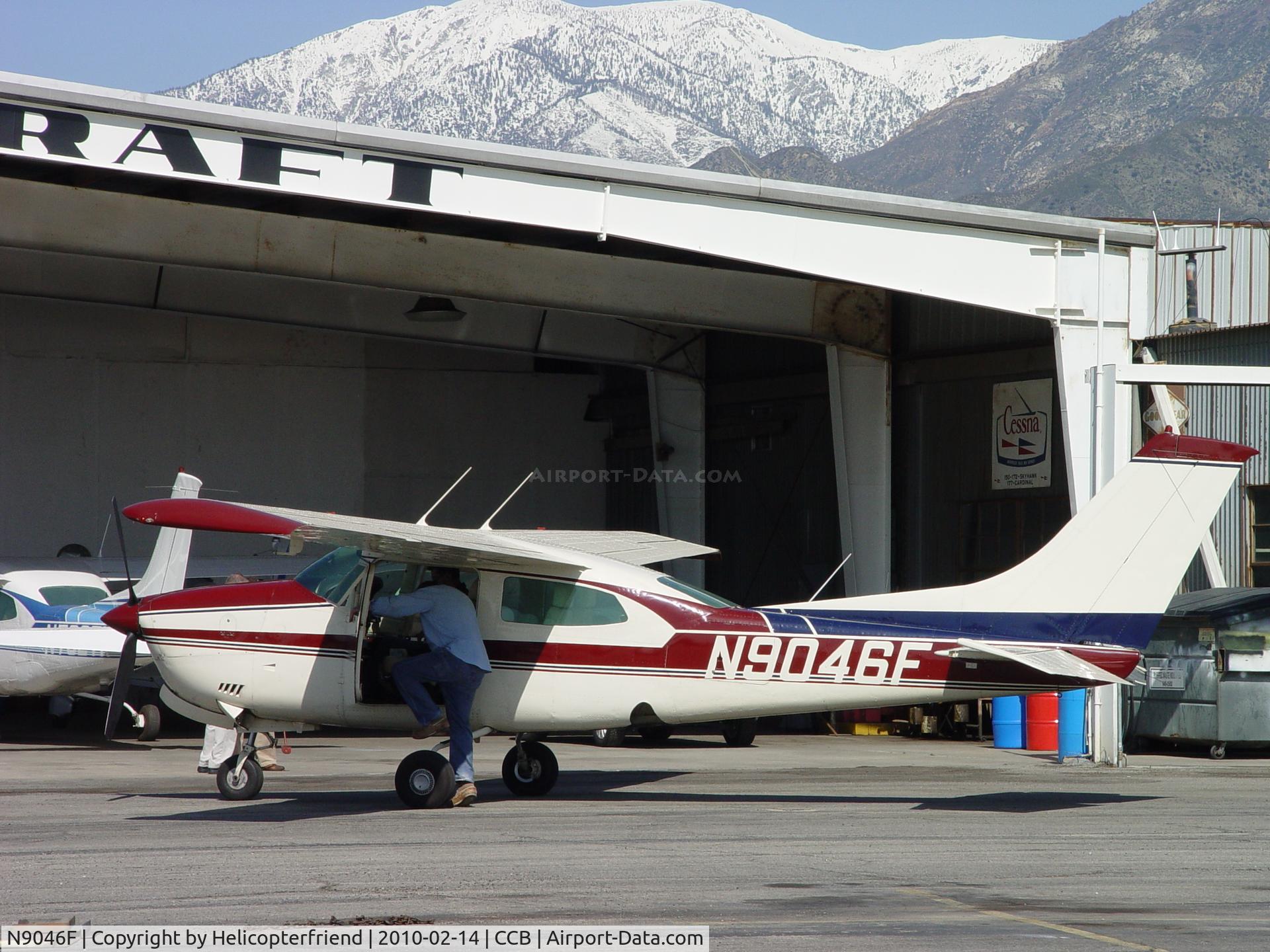 N9046F, 1979 Cessna T210N Turbo Centurion C/N 210-63014, Pushed out of service bay and getting ready to fire up and leave