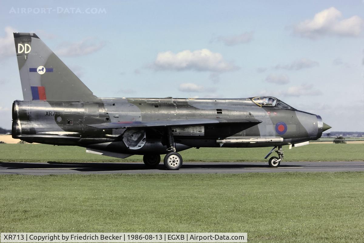 XR713, 1964 English Electric Lightning F.3 C/N 95196, taxying to the active