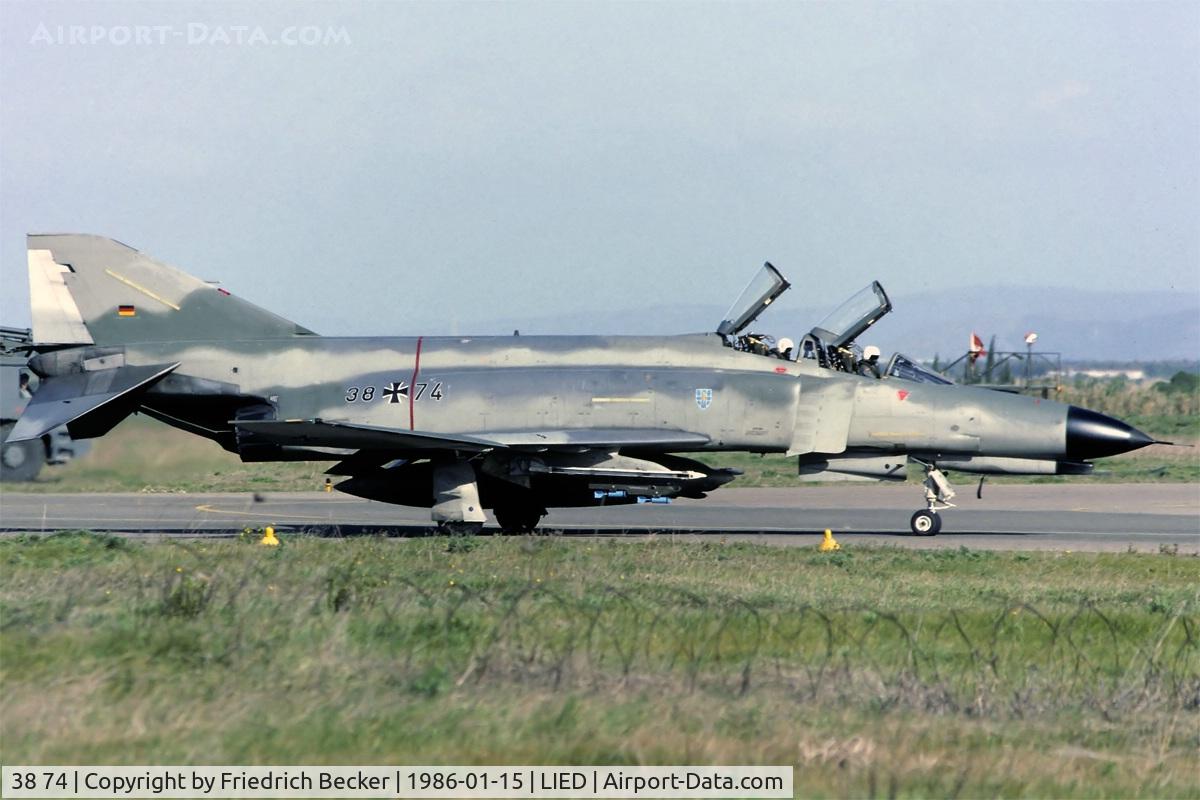 38 74, 1972 McDonnell Douglas F-4F Phantom II C/N 4792, taxying to the active