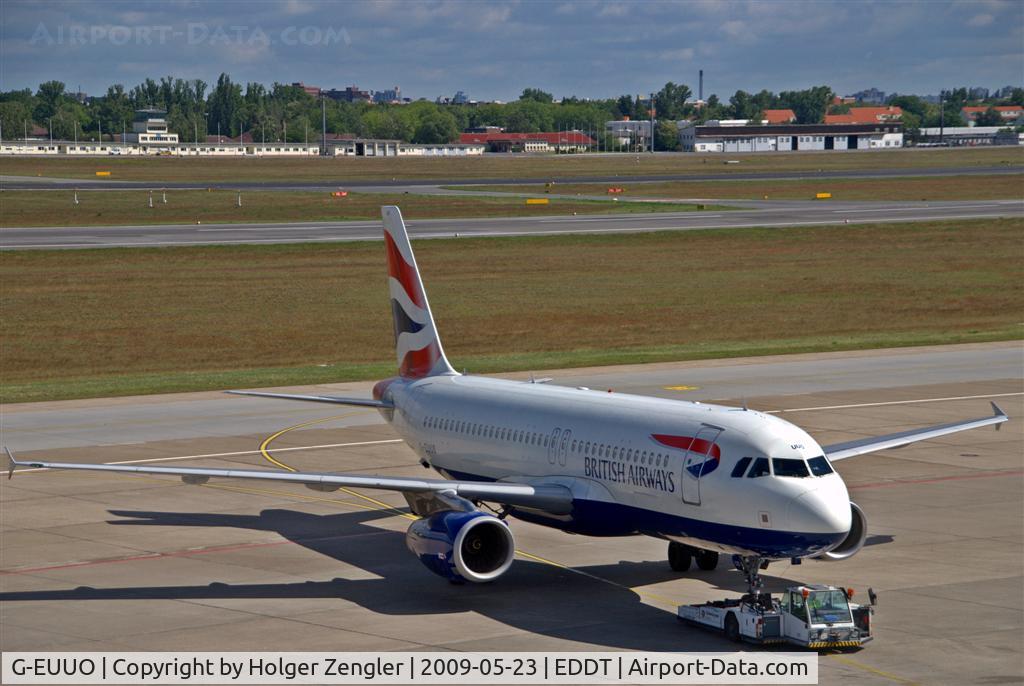 G-EUUO, 2003 Airbus A320-232 C/N 1958, Being pushed back for leaving TXL