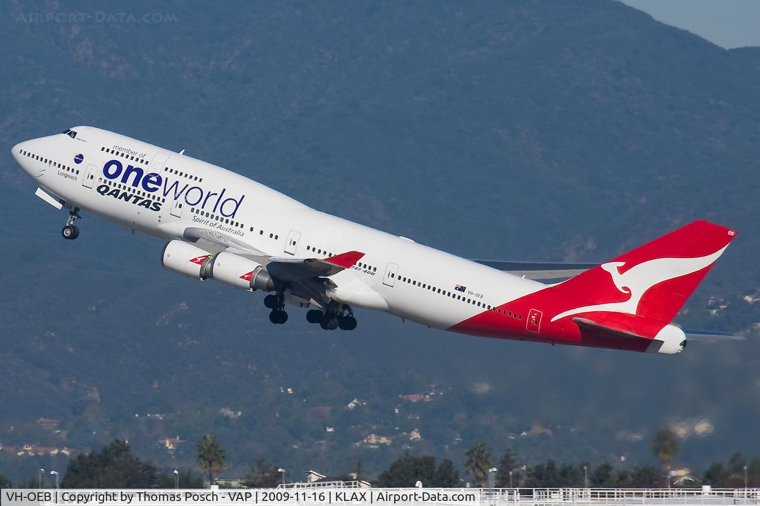 VH-OEB, 1993 Boeing 747-48E C/N 25778, QANTAS
