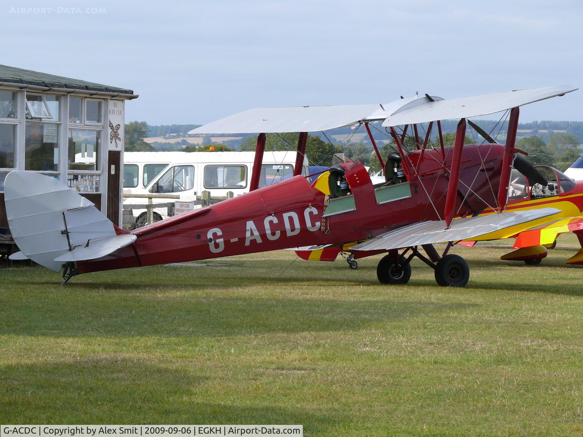 G-ACDC, 1933 De Havilland DH-82A Tiger Moth II C/N 3177, De Havilland dH-82A Tiger Moth G-ACDC Tiger Club