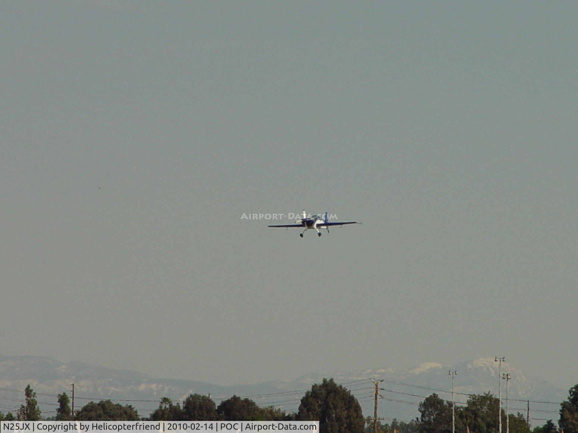 N25JX, 2007 Extra EA 300/L C/N 1259, On final to runway 26L