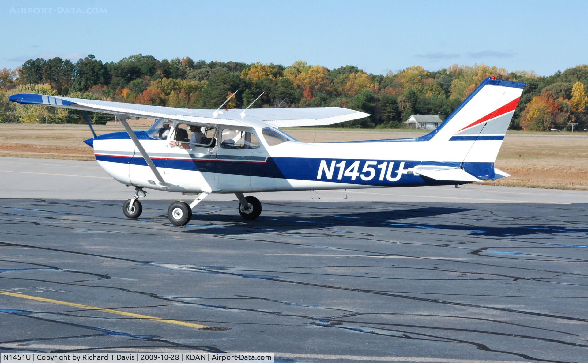 N1451U, 1976 Cessna 172M C/N 17267118, 1976 Cessna 172M in Danville Va.