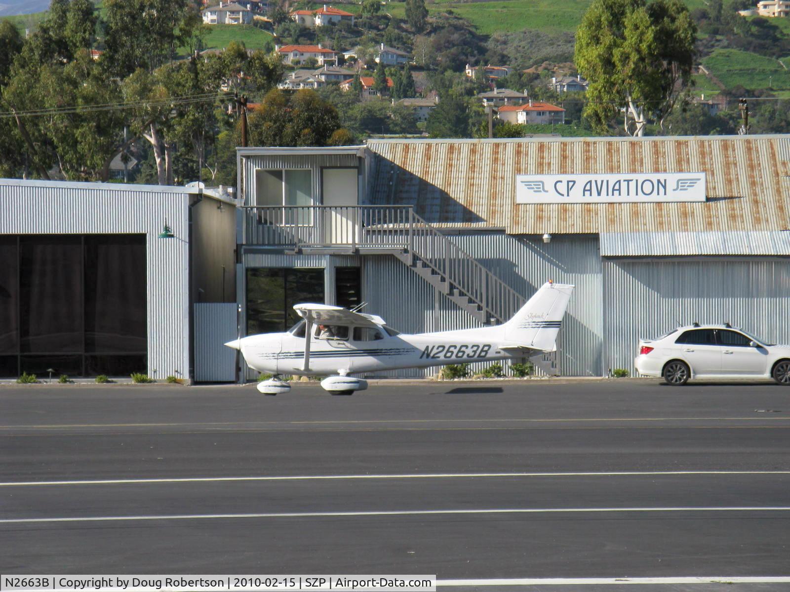N2663B, 1998 Cessna 172R C/N 17280561, 1998 Cessna 172R SKYHAWK, Lycoming IO-360-L2A 160 Hp, taxi